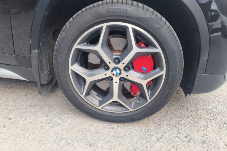 Used BMW X1 2019 xDrive20Li Luxury Model Right Front Wheel Hub