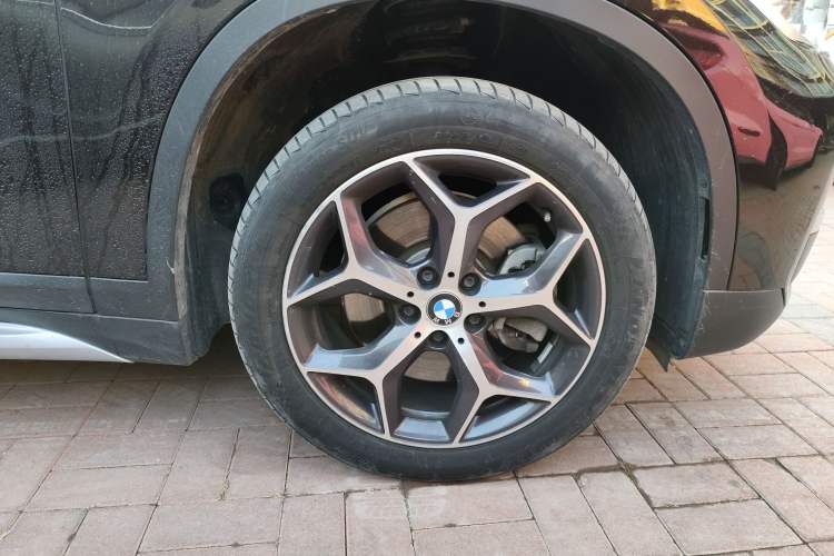 Used BMW X1 2019 xDrive20Li Luxury Model Right Front Wheel Hub
