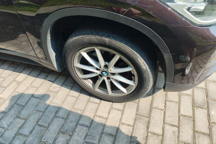 Used BMW X1 2019 sDrive18Li Fashion Model Right Front Wheel Hub