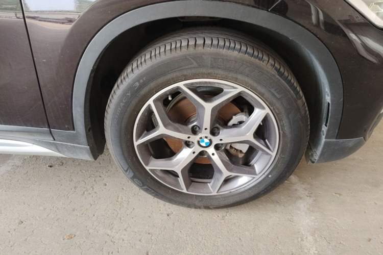 Used BMW X1 2019 sDrive18Li Premium Edition Right Front Wheel Hub
