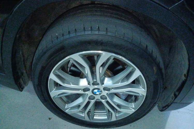 Used BMW X1 2019 sDrive20Li Leading Model Right Front Wheel Hub