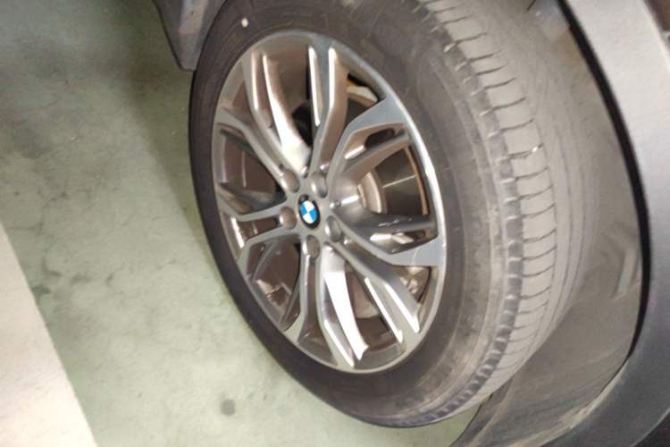 Used BMW X1 2019 sDrive20Li Leading Model Right Front Wheel Hub