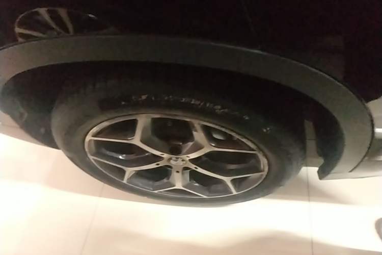 Used BMW X1 2019 sDrive18Li Premium Edition Right Rear Wheel Hub