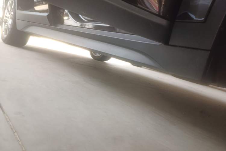 Used BMW X1 2019 sDrive20Li Leading Model Right Side Sill