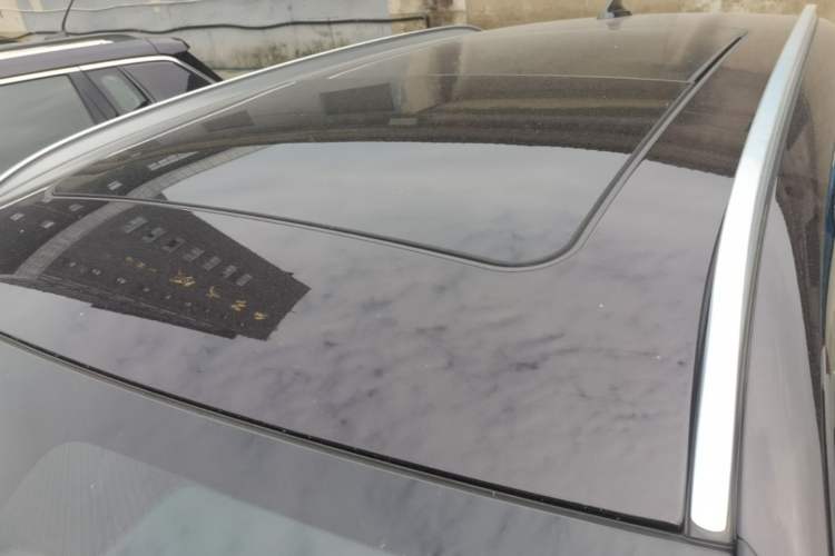Used BMW X1 2019 xDrive20Li Luxury Model Roof