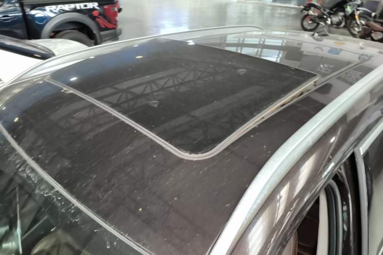 Used BMW X1 2019 sDrive18Li Premium Edition Roof
