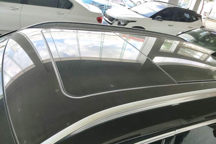 Used BMW X1 2019 sDrive18Li Premium Edition Roof