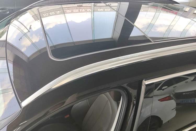 Used BMW X1 2019 sDrive18Li Premium Edition Roof
