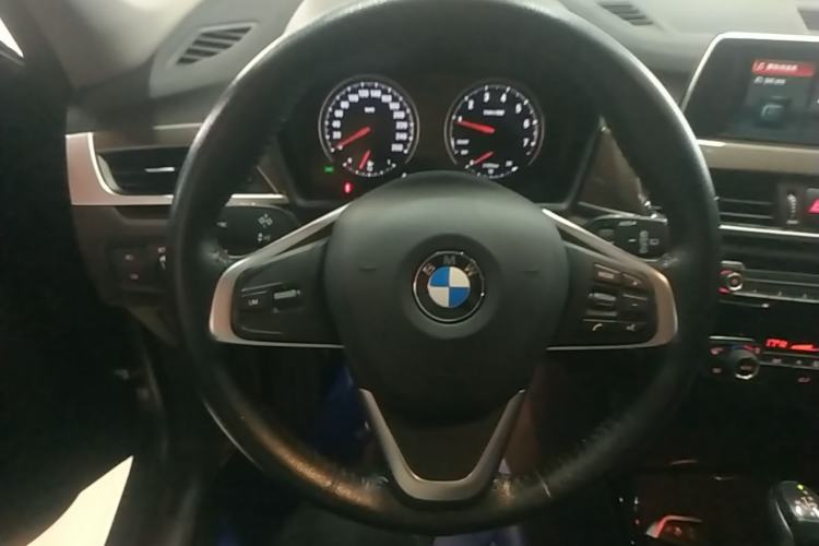 Used BMW X1 2019 sDrive18Li Premium Edition Steering Wheel