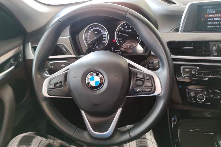 Used BMW X1 2019 sDrive18Li Premium Edition Steering Wheel
