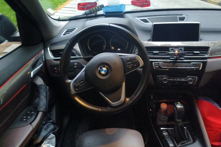 Used BMW X1 2019 xDrive20Li Luxury Model Steering Wheel