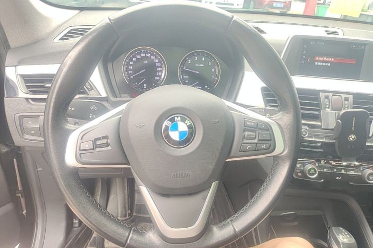 Used BMW X1 2019 sDrive20Li Leading Model Steering Wheel
