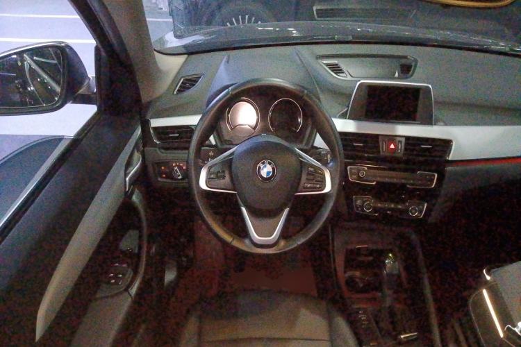 Used BMW X1 2019 sDrive20Li Leading Model Steering Wheel