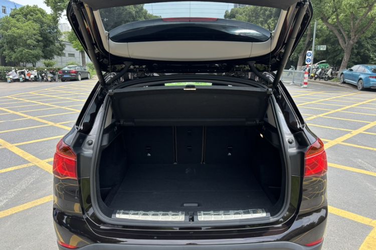 Used BMW X1 2019 sDrive18Li Premium Edition Trunk