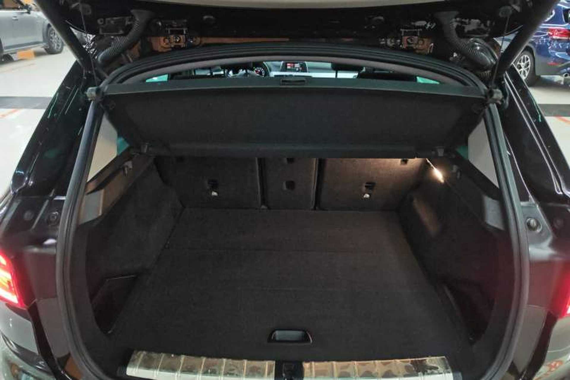 Used BMW X1 2019 sDrive20Li Leading Model Trunk