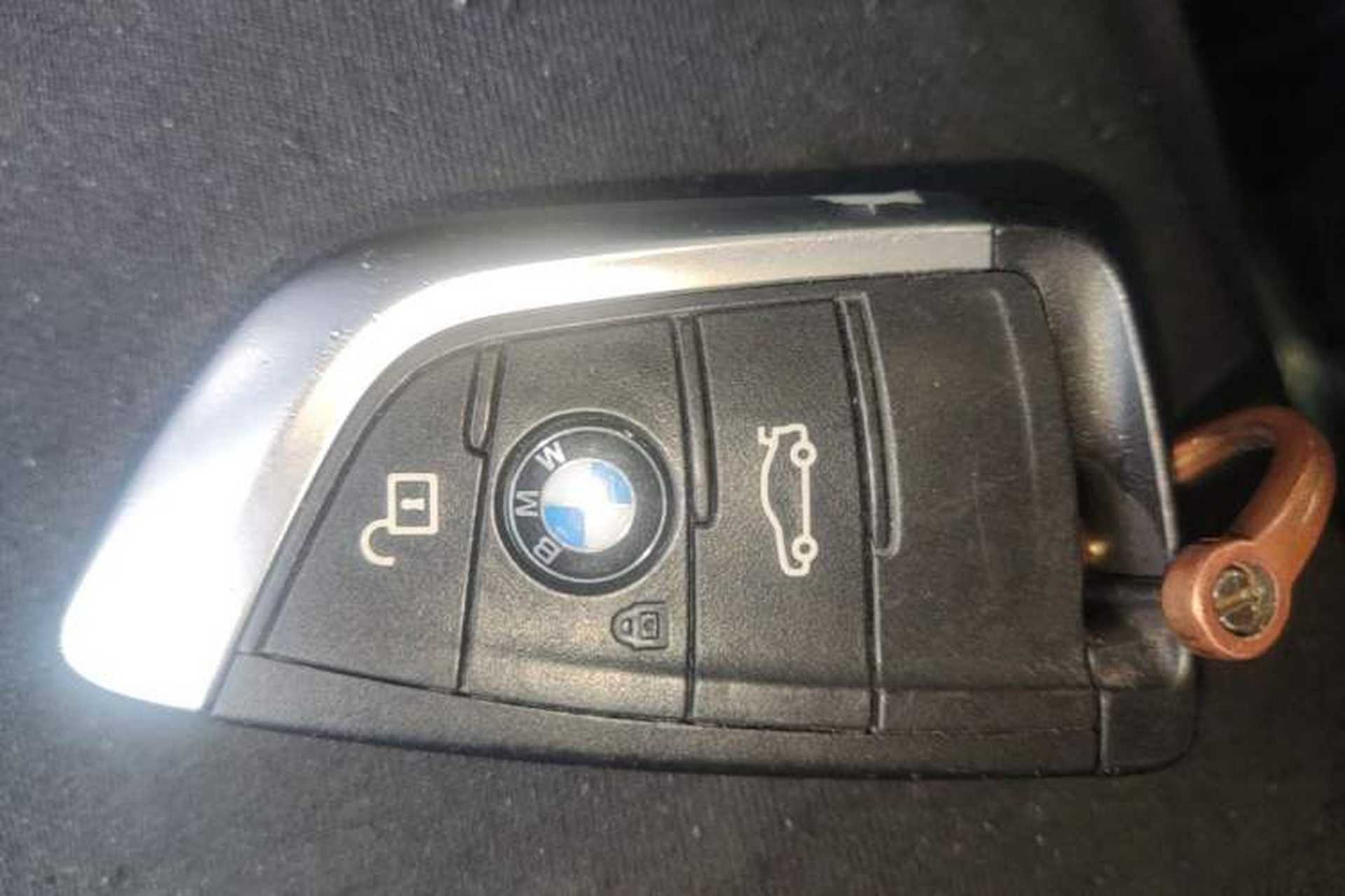 Used BMW X1 2019 sDrive18Li Premium Edition Vehicle Key