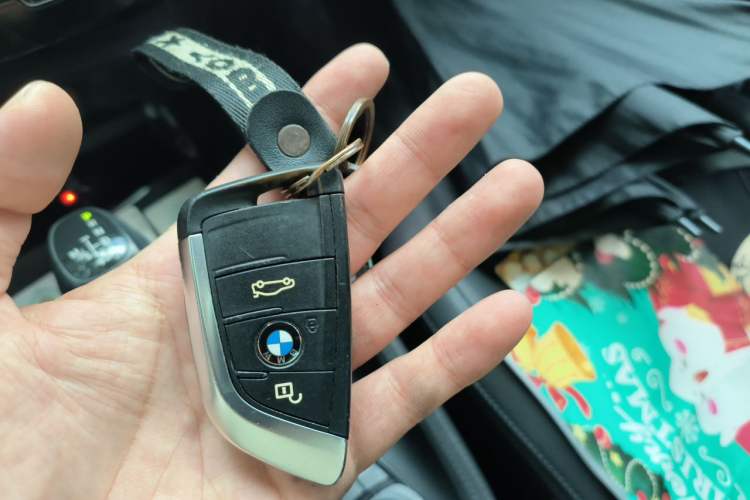 Used BMW X1 2019 sDrive18Li Premium Edition Vehicle Key