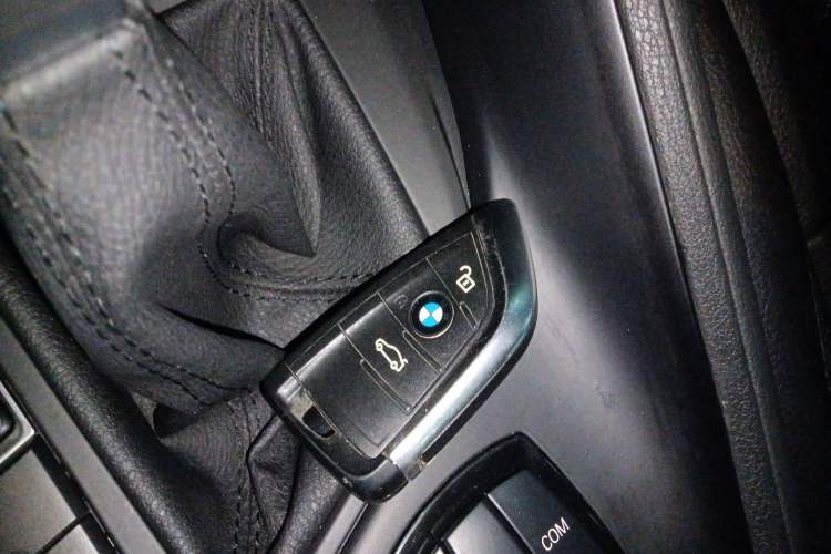 Used BMW X1 2019 sDrive20Li Leading Model Vehicle Key