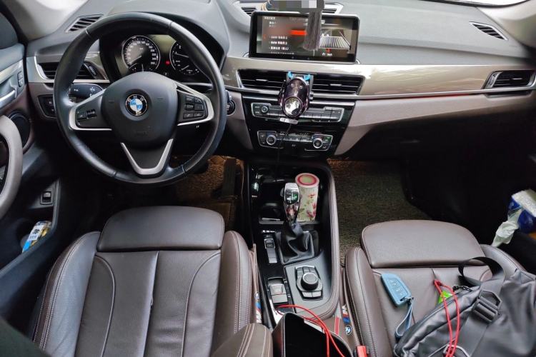 Used BMW X1 2019 sDrive18Li Premium Edition Center Console