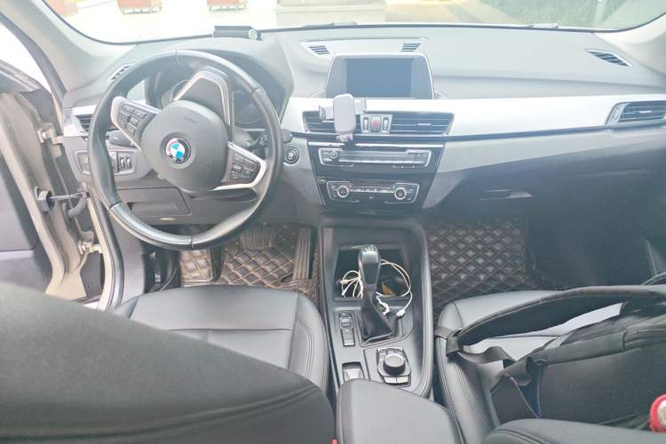 Used BMW X1 2019 sDrive18Li Fashion Model Center Console