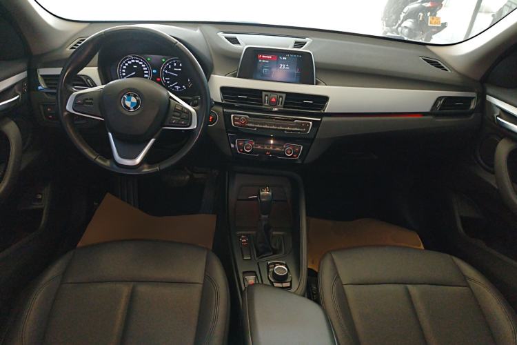 Used BMW X1 2019 sDrive18Li Fashion Model Center Console