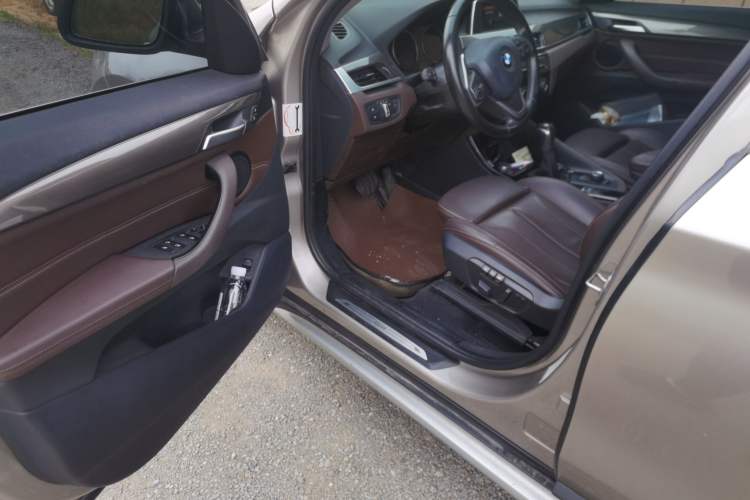 Used BMW X1 2019 sDrive18Li Premium Edition Driver Seat