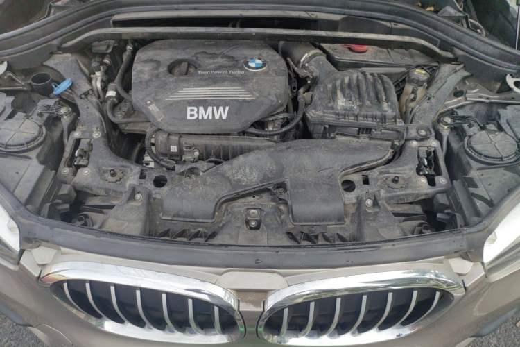 Used BMW X1 2019 sDrive18Li Fashion Model Engine Bay