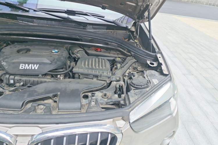 Used BMW X1 2019 sDrive18Li Fashion Model Engine Bay Left