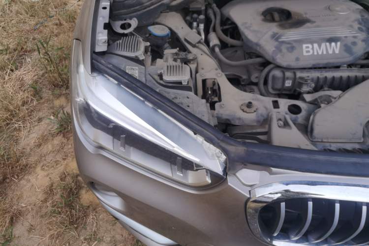 Used BMW X1 2019 sDrive18Li Premium Edition Engine Bay Right