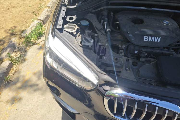 Used BMW X1 2019 sDrive18Li Premium Edition Engine Bay Right