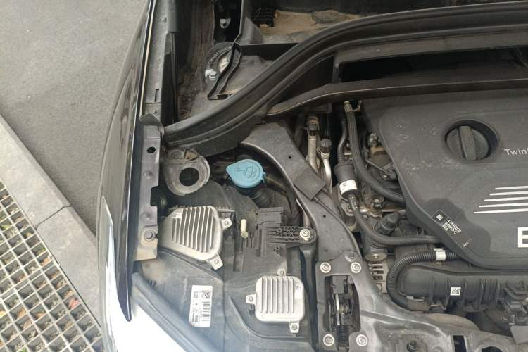 Used BMW X1 2019 sDrive20Li Leading Model Engine Bay Right