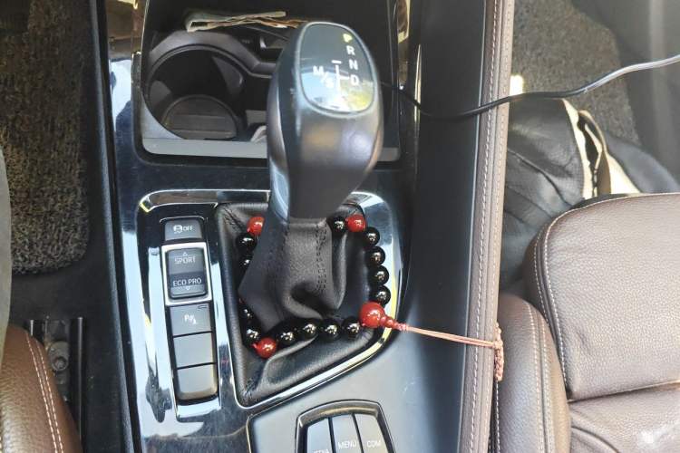 Used BMW X1 2019 sDrive18Li Premium Edition Gear Lever