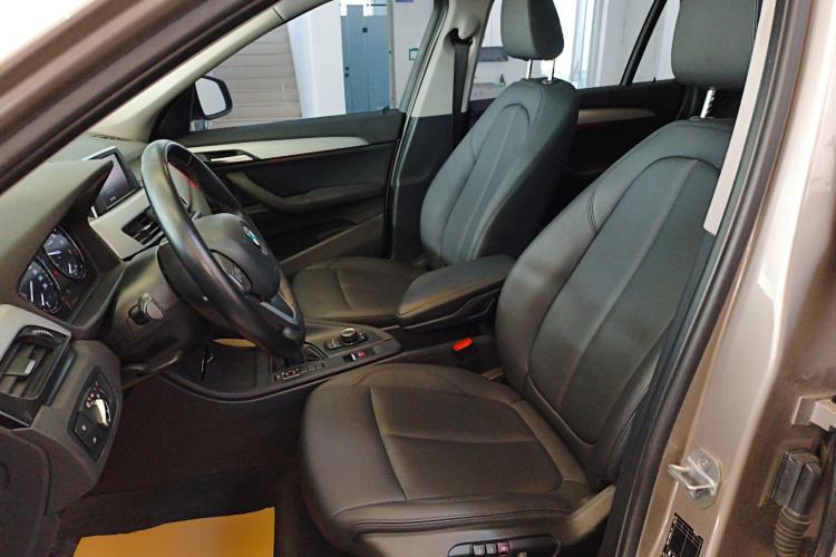 Used BMW X1 2019 sDrive18Li Fashion Model Left Front Seat