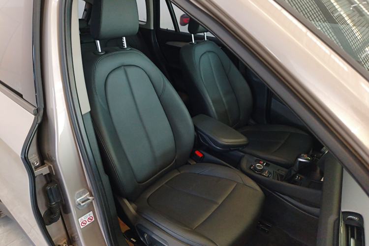 Used BMW X1 2019 sDrive18Li Fashion Model Right Front Seat