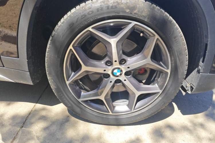Used BMW X1 2019 sDrive18Li Premium Edition Right Front Wheel Hub