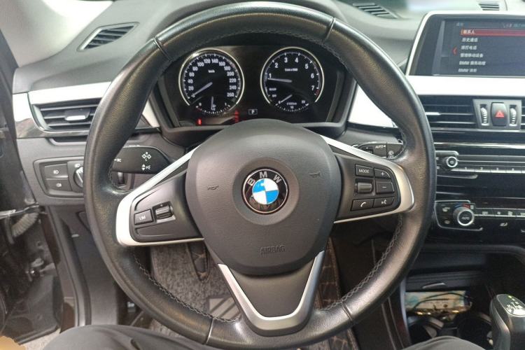 Used BMW X1 2019 sDrive20Li Leading Model Steering Wheel