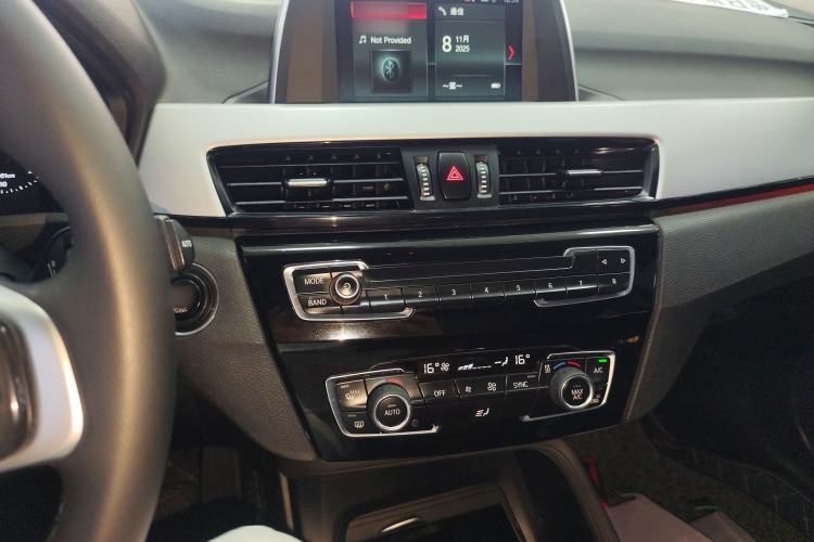 Used BMW X1 2019 sDrive18Li Fashion Model Audio And AC Panel