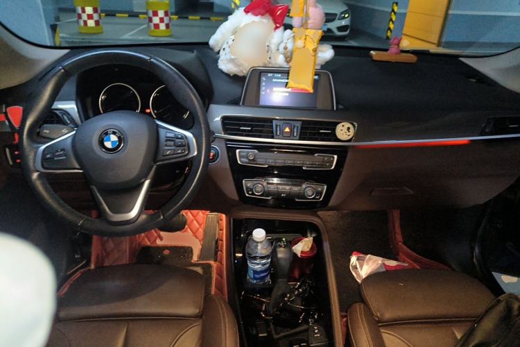 Used BMW X1 2019 sDrive18Li Premium Edition Center Console