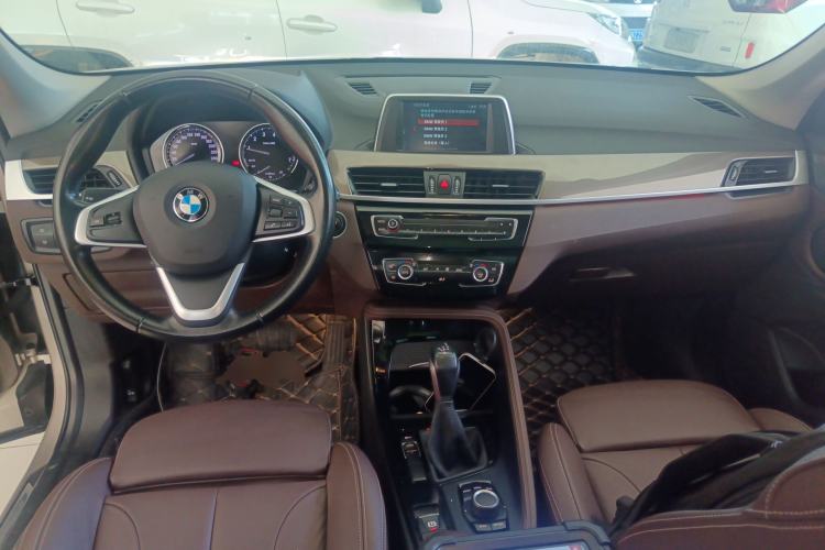 Used BMW X1 2019 sDrive18Li Premium Edition Center Console