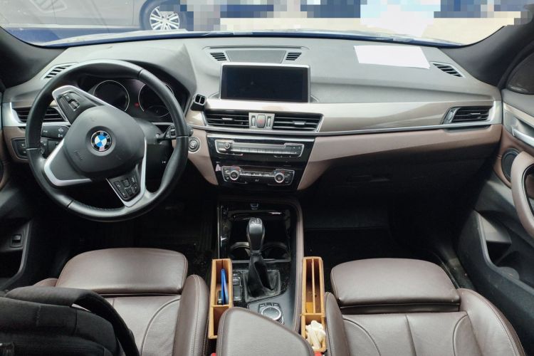 Used BMW X1 2019 xDrive20Li Luxury Model Center Console
