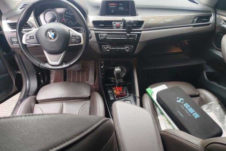 Used BMW X1 2019 sDrive18Li Premium Edition Center Console