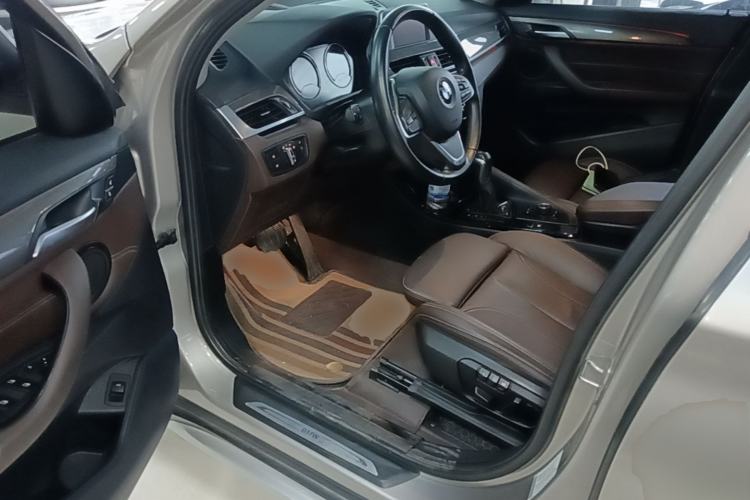 Used BMW X1 2019 sDrive18Li Premium Edition Driver Seat
