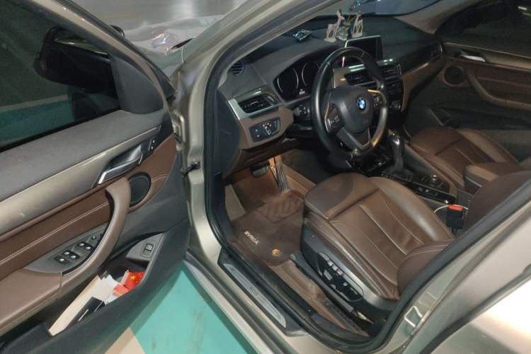 Used BMW X1 2019 sDrive18Li Premium Edition Driver Seat
