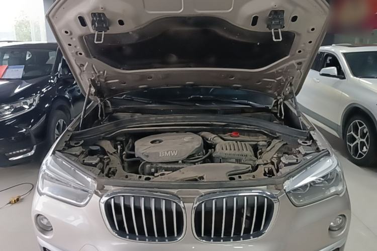 Used BMW X1 2019 sDrive18Li Premium Edition Engine Bay