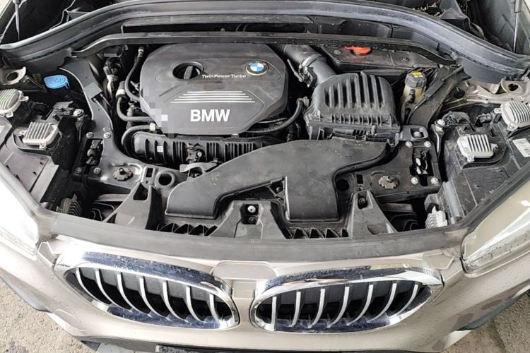 Used BMW X1 2019 sDrive20Li Leading Model Engine Bay