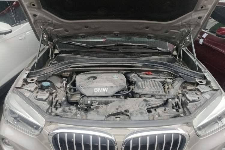 Used BMW X1 2019 sDrive18Li Premium Edition Engine Bay
