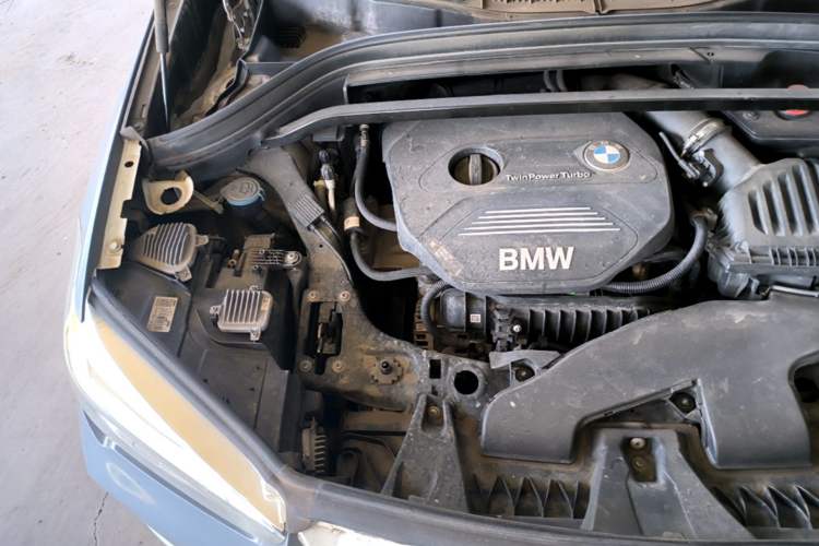 Used BMW X1 2019 sDrive18Li Premium Edition Engine Bay Right