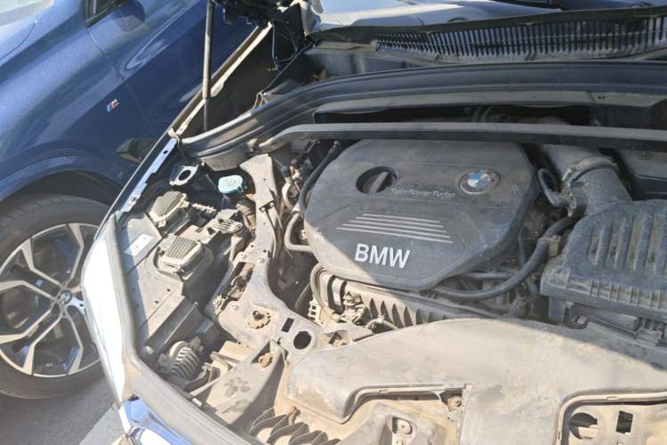 Used BMW X1 2019 sDrive18Li Premium Edition Engine Bay Right
