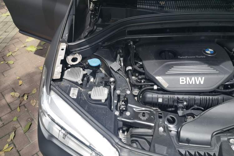 Used BMW X1 2019 xDrive20Li Luxury Model Engine Bay Right