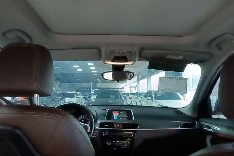 Used BMW X1 2019 sDrive18Li Premium Edition Headliner